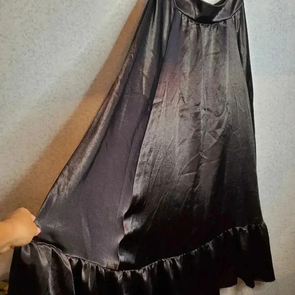 Pretty Daze Silky Skirt in Black Free People Size XL - Picture 6 of 7